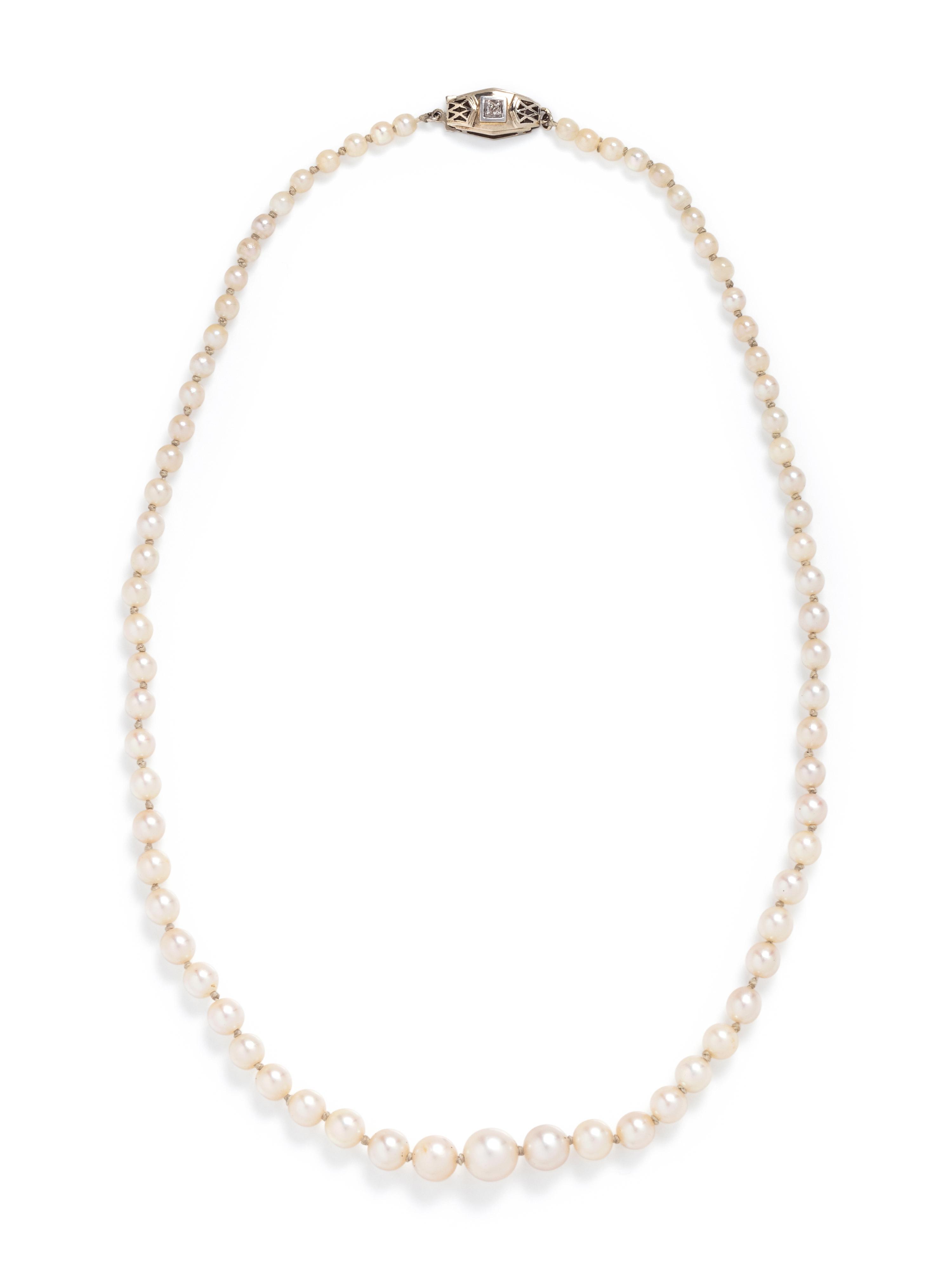 FRENCH, PEARL NECKLACE