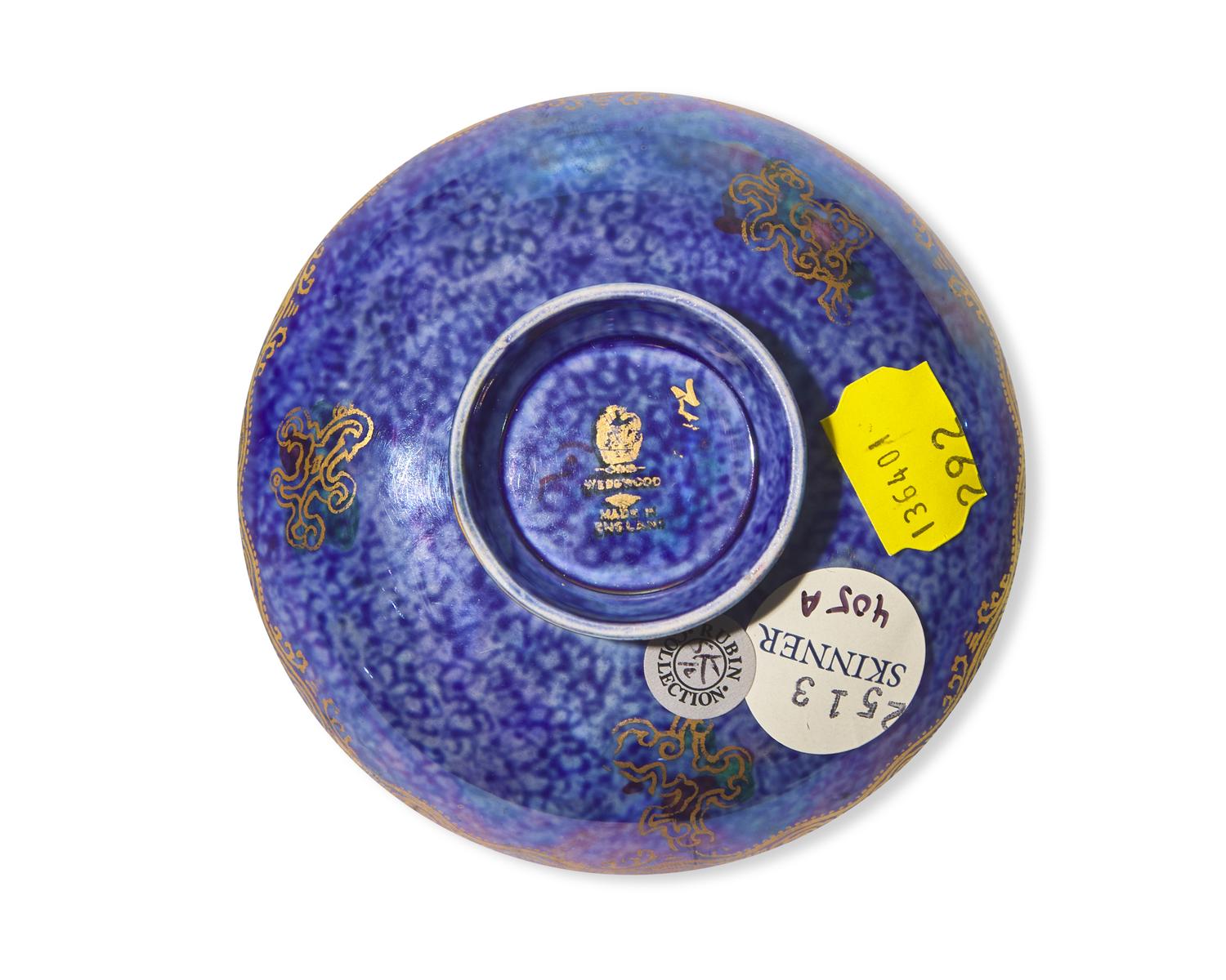Three Wedgwood Parcel-Gilt Lustre Bowls
