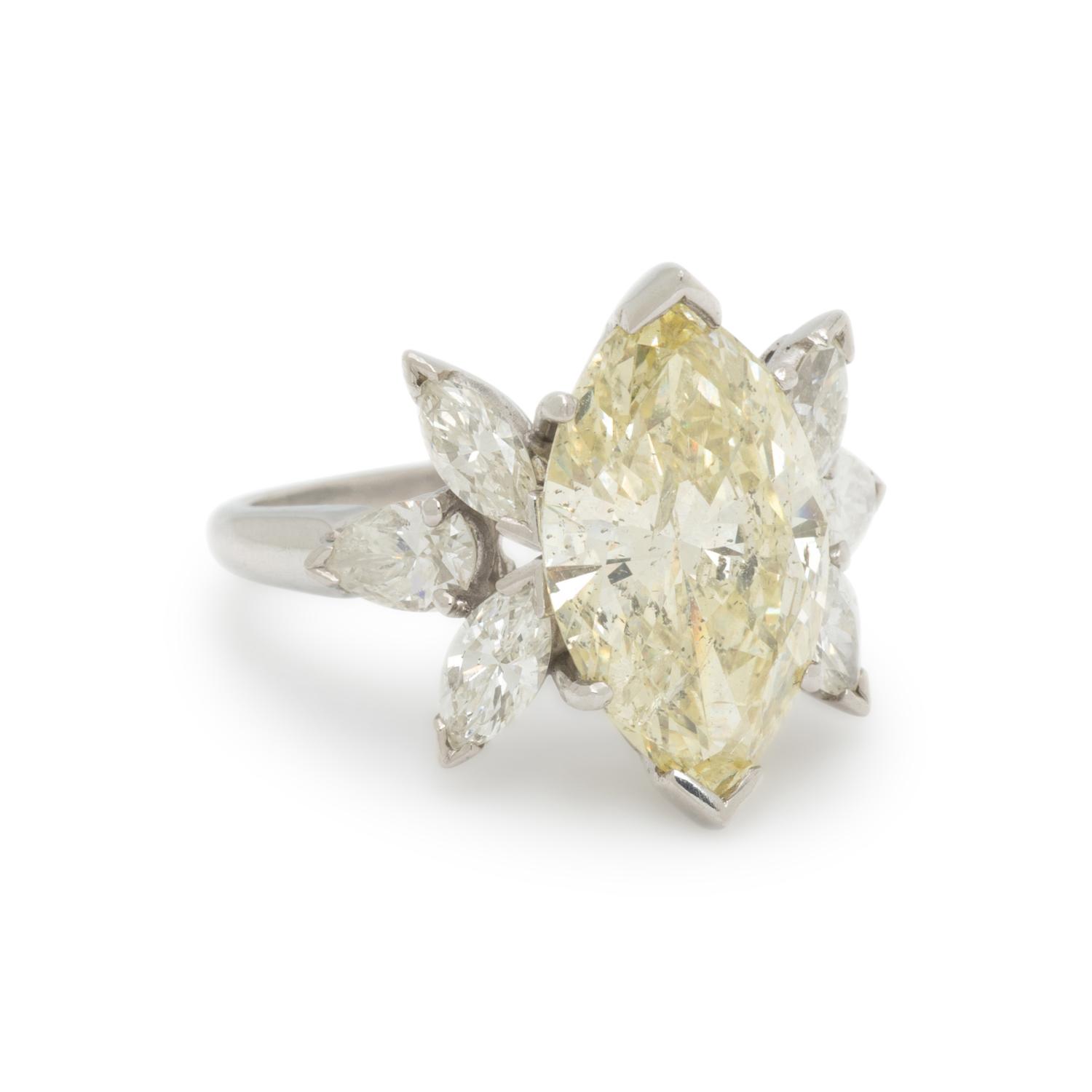 COLORED DIAMOND AND DIAMOND RING