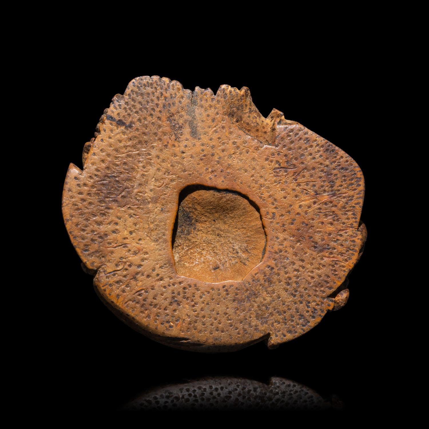 A Chinese Carved Bamboo Figure of Seated Laughing Buddha, Mile , 18th-19th Century 清中期 竹雕彌勒