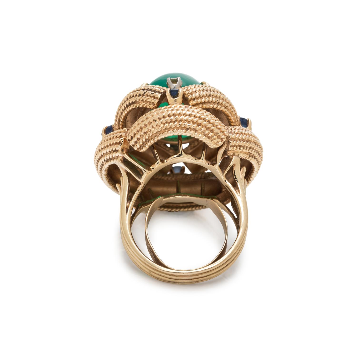 YELLOW GOLD, GREEN AGATE, SAPPHIRE AND DIAMOND RING
