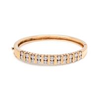 YELLOW GOLD AND DIAMOND BANGLE BRACELET