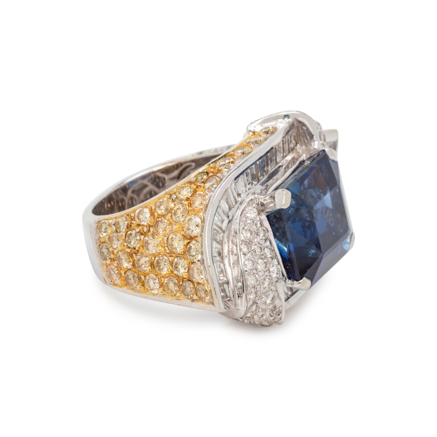 SAPPHIRE, COLORED DIAMOND AND DIAMOND RING