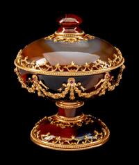 A Continental 18-Karat Gold Mounted Agate Bowl and Cover