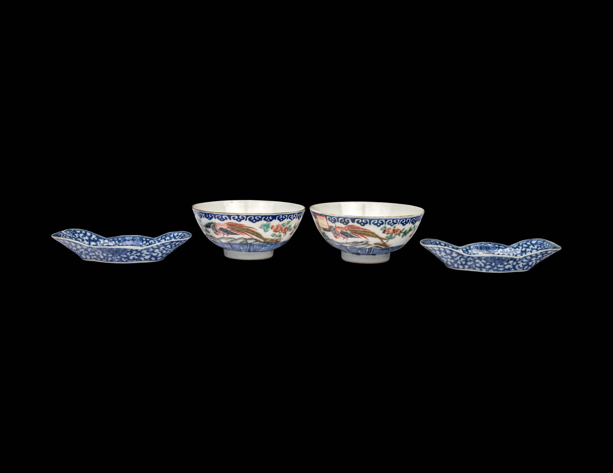 Two Pairs of Chinese Blue and White Porcelain Wares