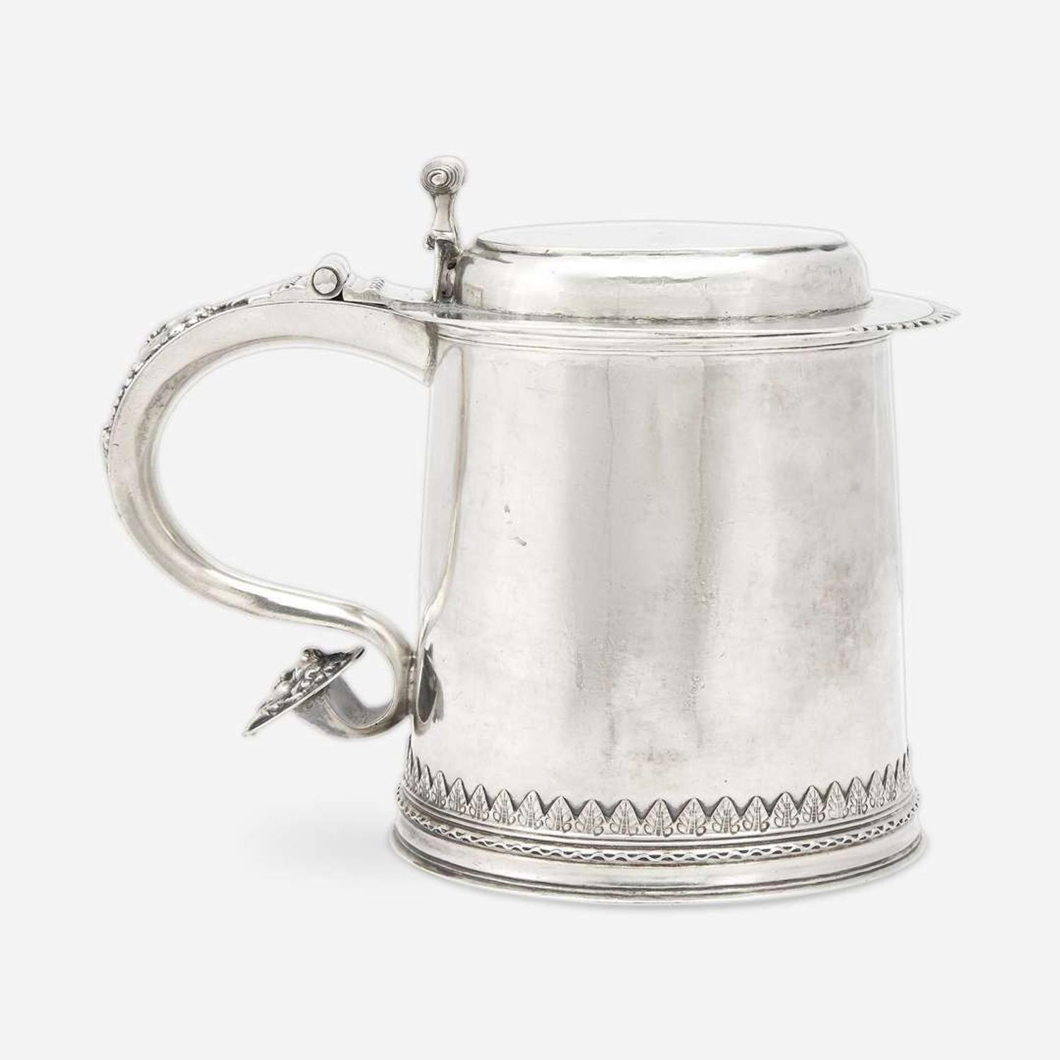 A silver covered tankard Peter Van Dyck (1684-1750), New York, NY, circa 1720
