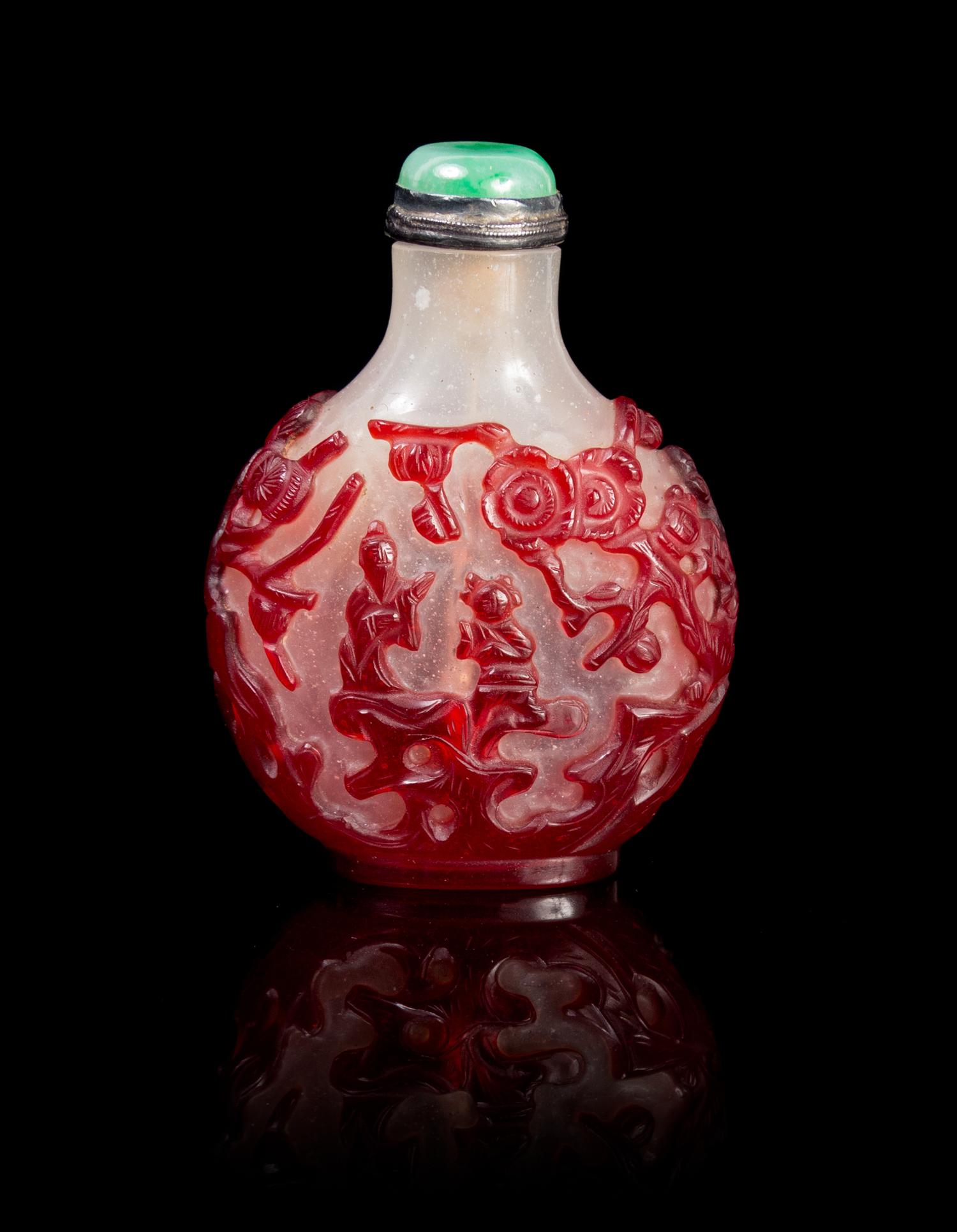 A Chinese Peking Glass Snuff Bottle 18TH/19TH CENTURY Height 3 x width 2 1/4 inches. — 18TH/19TH CENTURY