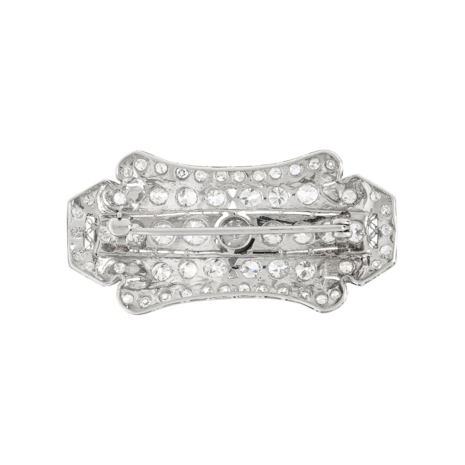 PLATINUM AND DIAMOND BROOCH
