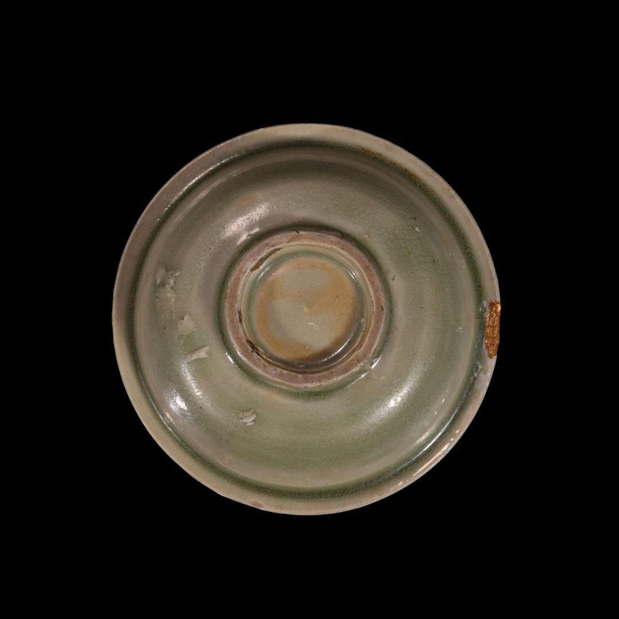 A small Chinese Yaozhou celadon molded brush washer 耀州窑印花小水洗 Northern Song/Jin Dynasty ????