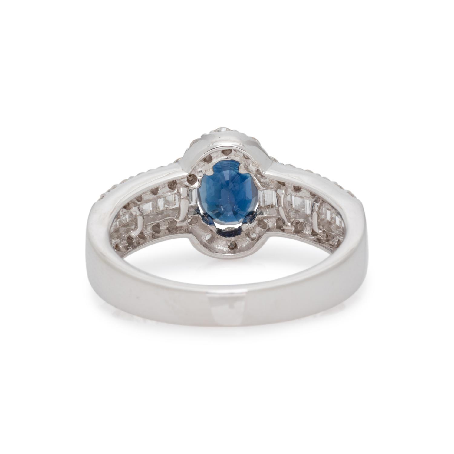 SAPPHIRE AND DIAMOND RING