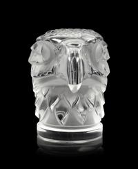 A Lalique Tête d'Aigle Paperweight