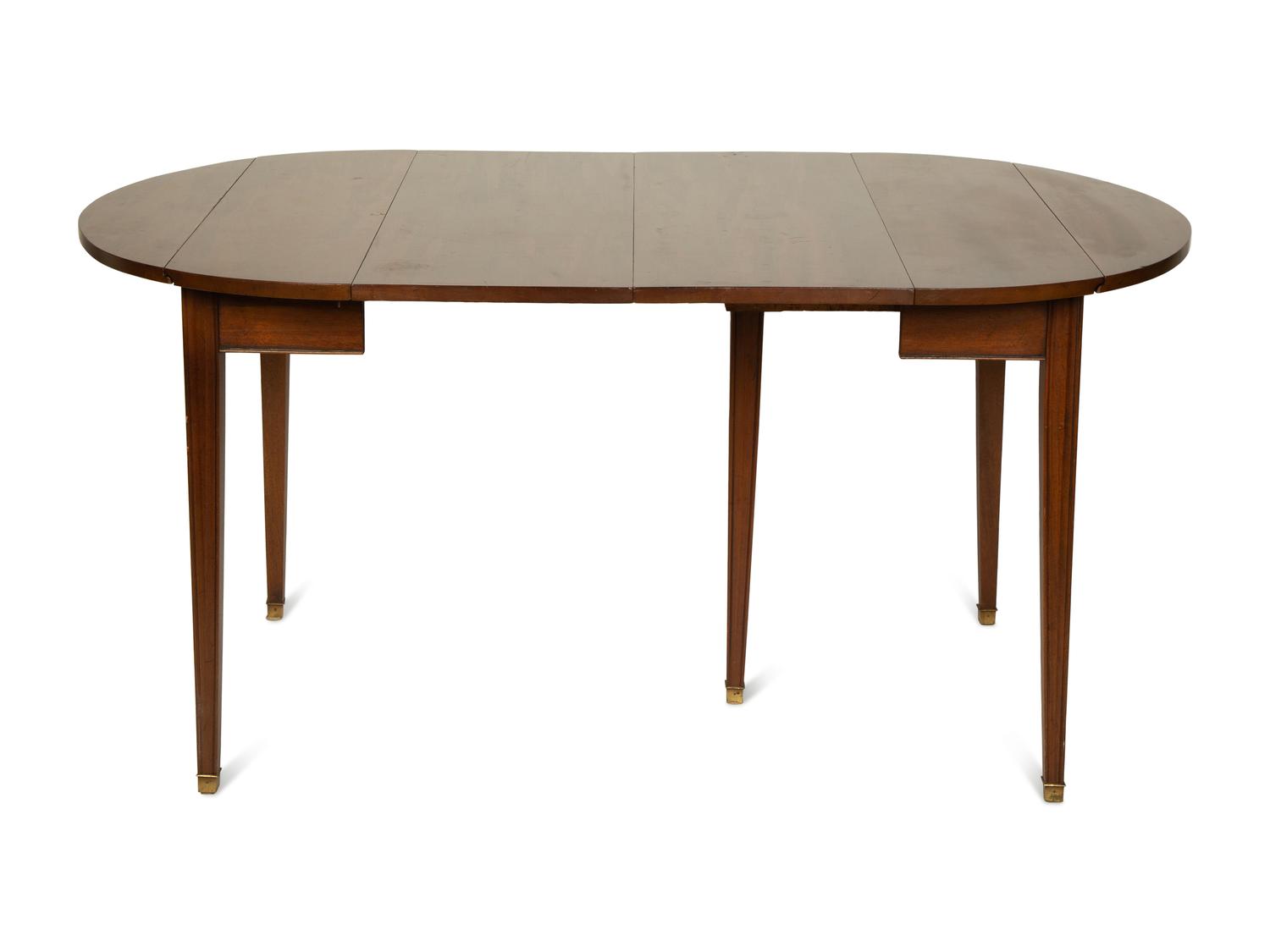 A Federal Style Mahogany Dining Table