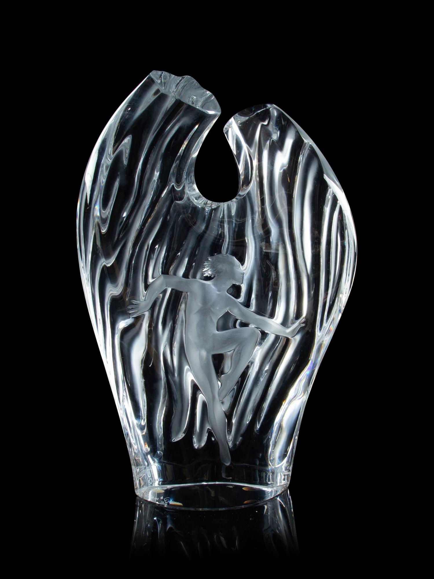 Dora Vase