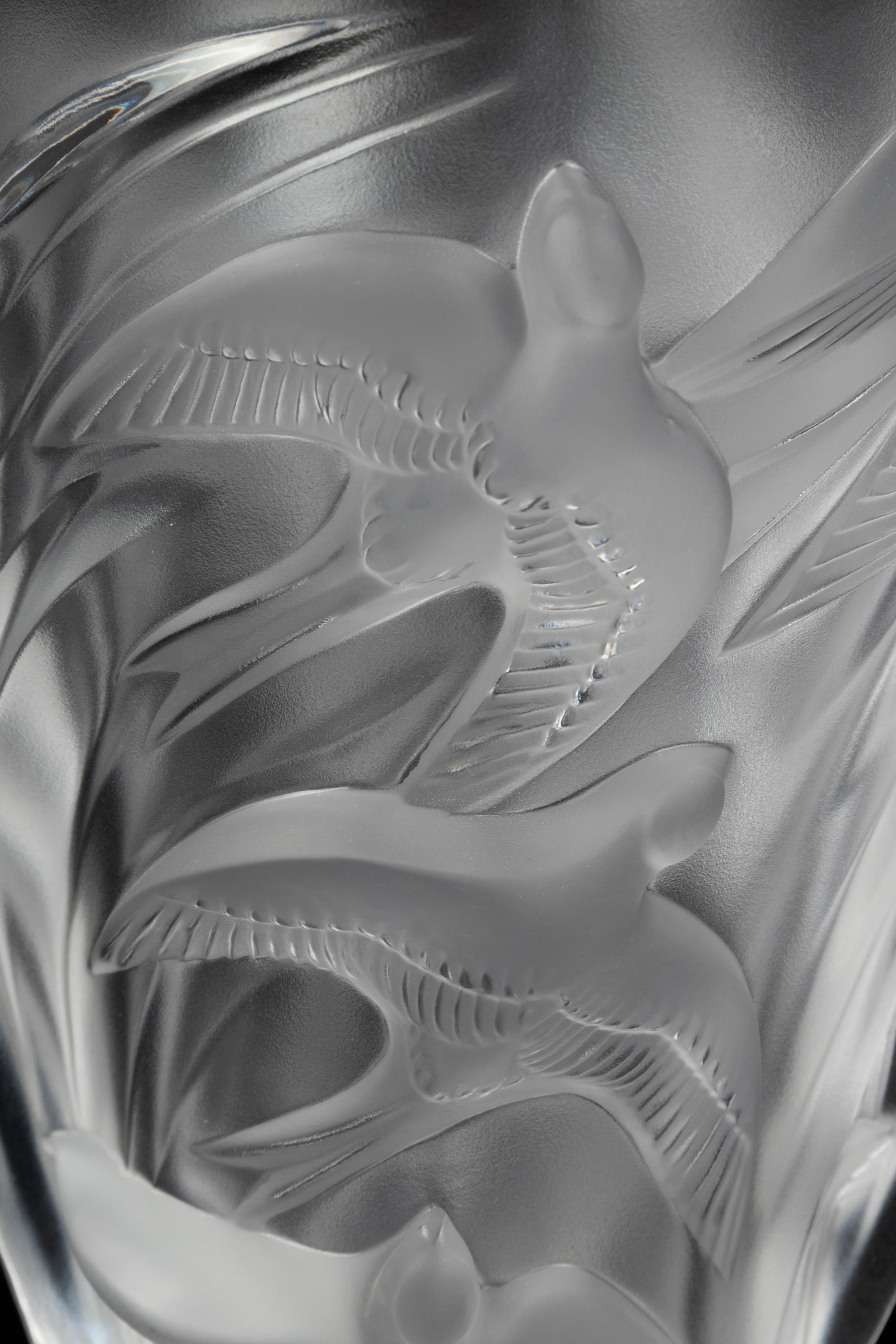 A Lalique Martinets Vase