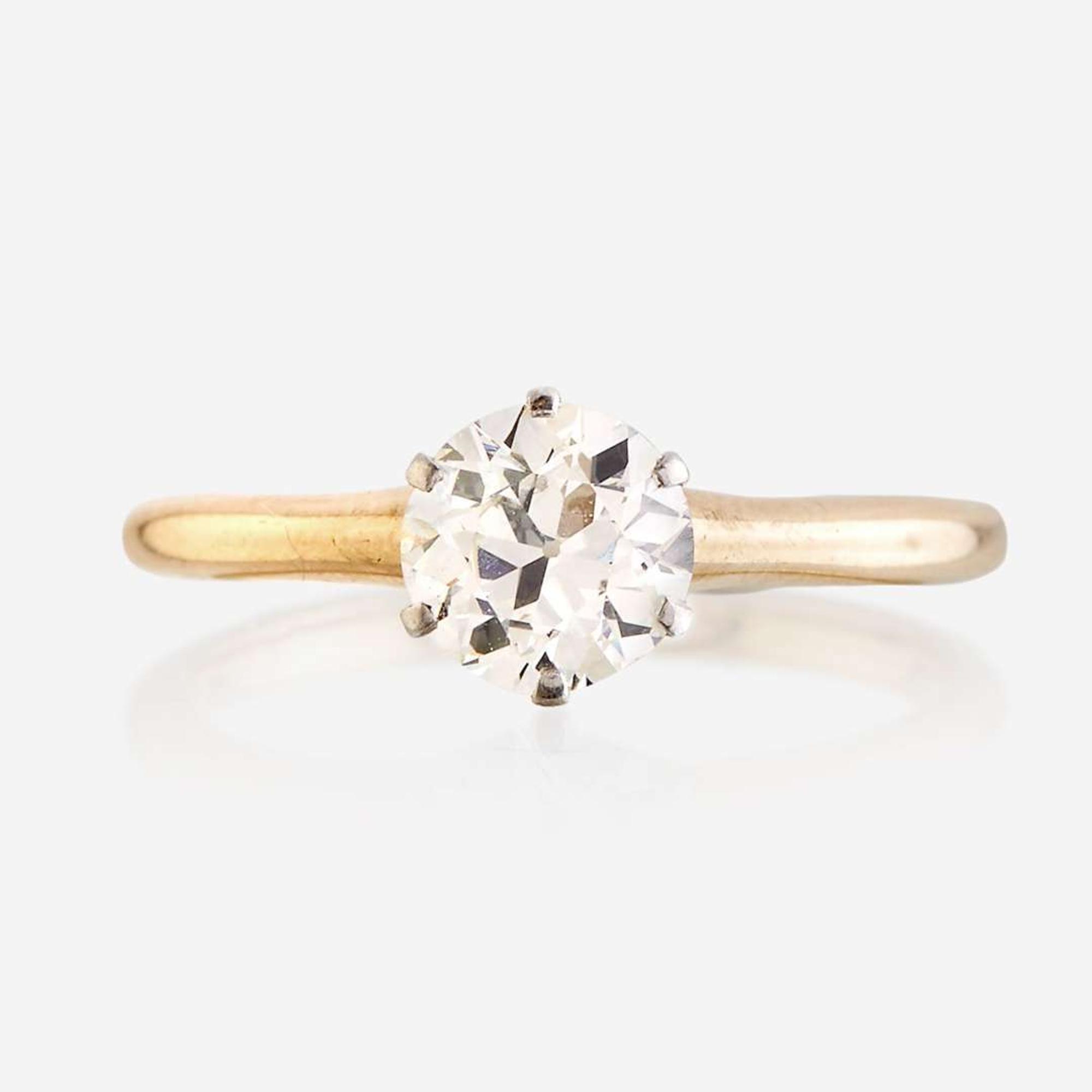 A diamond solitaire