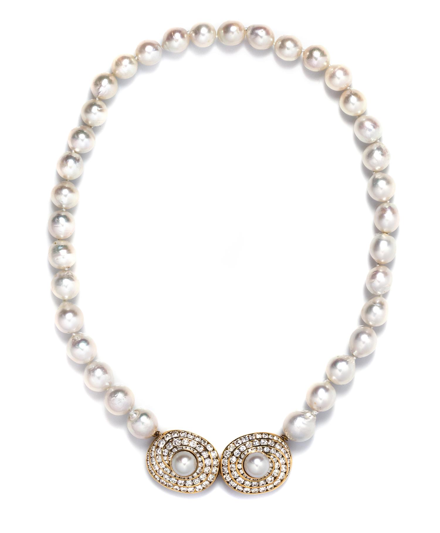 An 18 Karat Yellow Gold, Diamond and Cultured Pearl Necklace, 66.30 dwts.