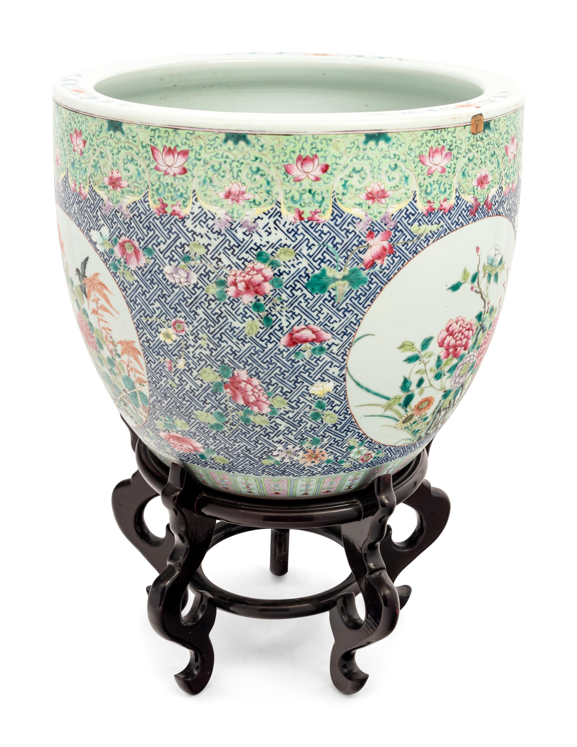 A Chinese Famille Rose Porcelain Scroll Pot