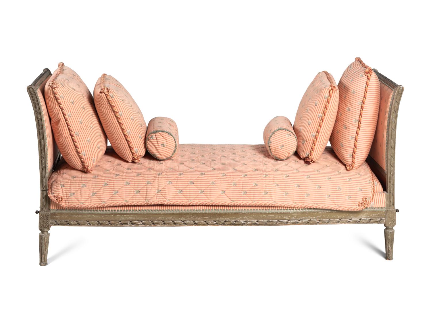 A Louis XVI Gray Painted Daybed