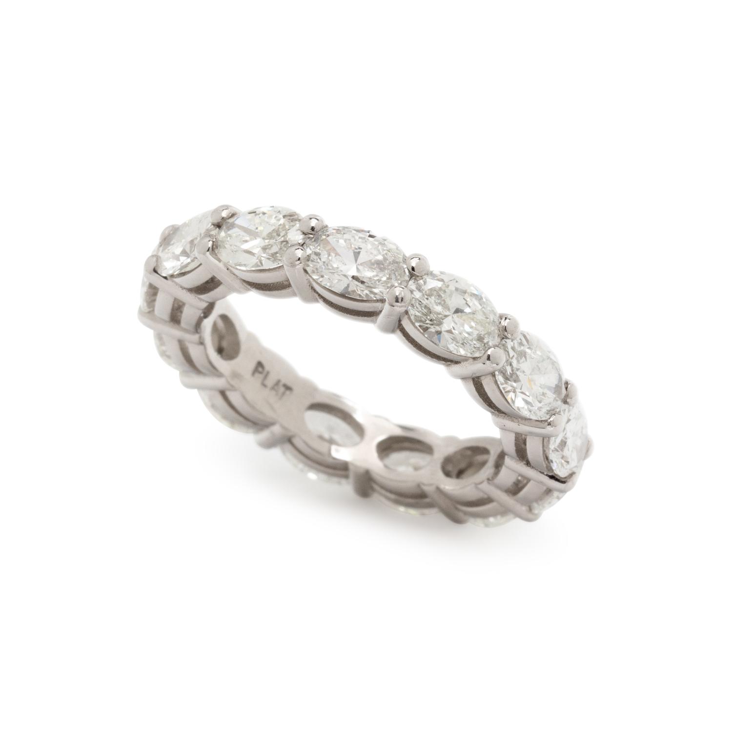 OVAL DIAMOND ETERNITY BAND