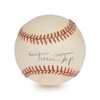 A Willie Mays Single Signed Autograph Baseball (Beckett Authentication Services Certified),