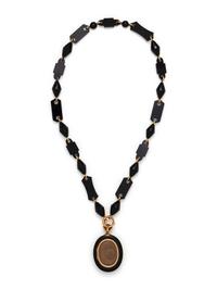 VICTORIAN, YELLOW GOLD AND ONYX MOURNING PENDANT/NECKLACE