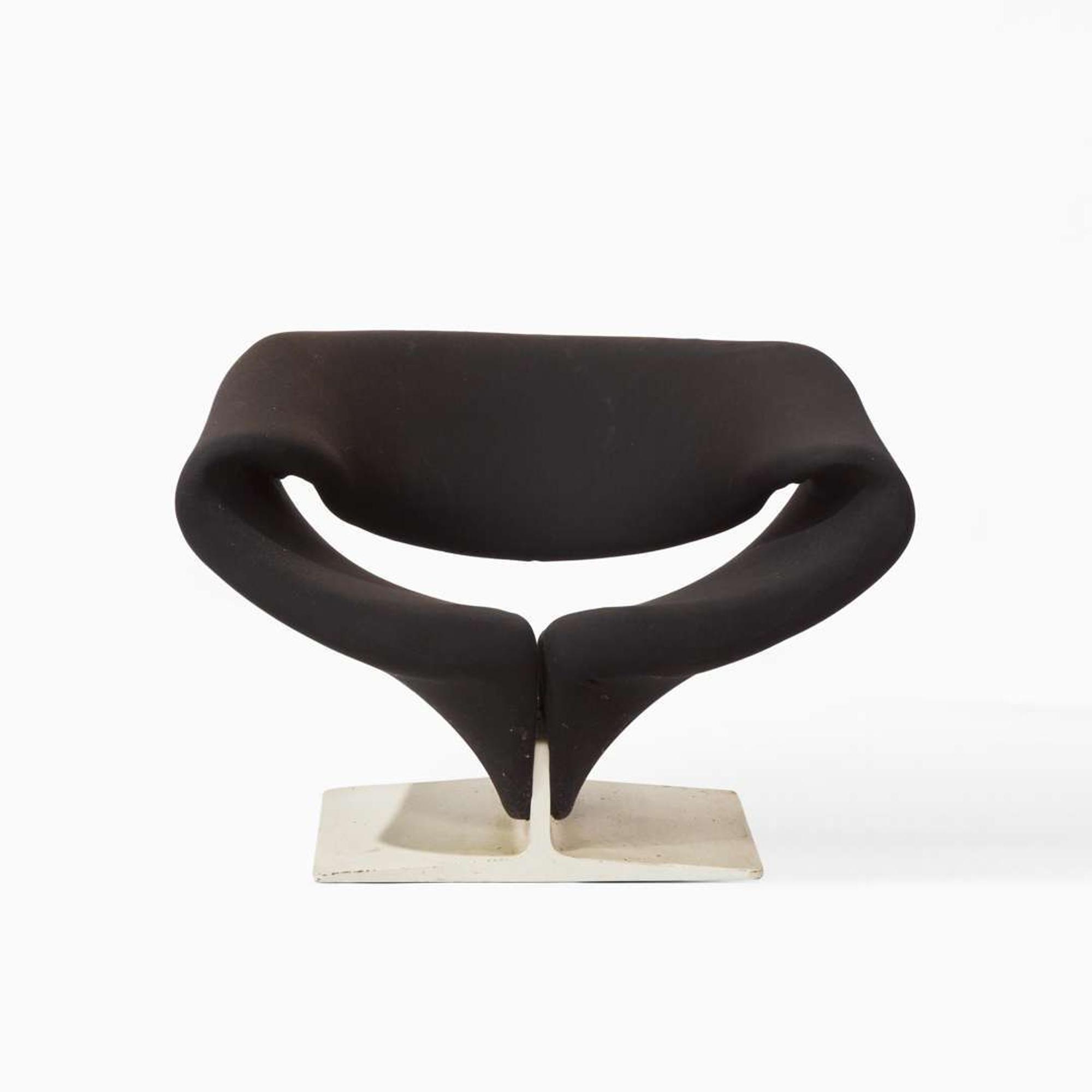 Pierre Paulin (French, 1927-2009) "Ribbon" Chair, Artifort, Netherlands, designed 1966, the present lot 1960s