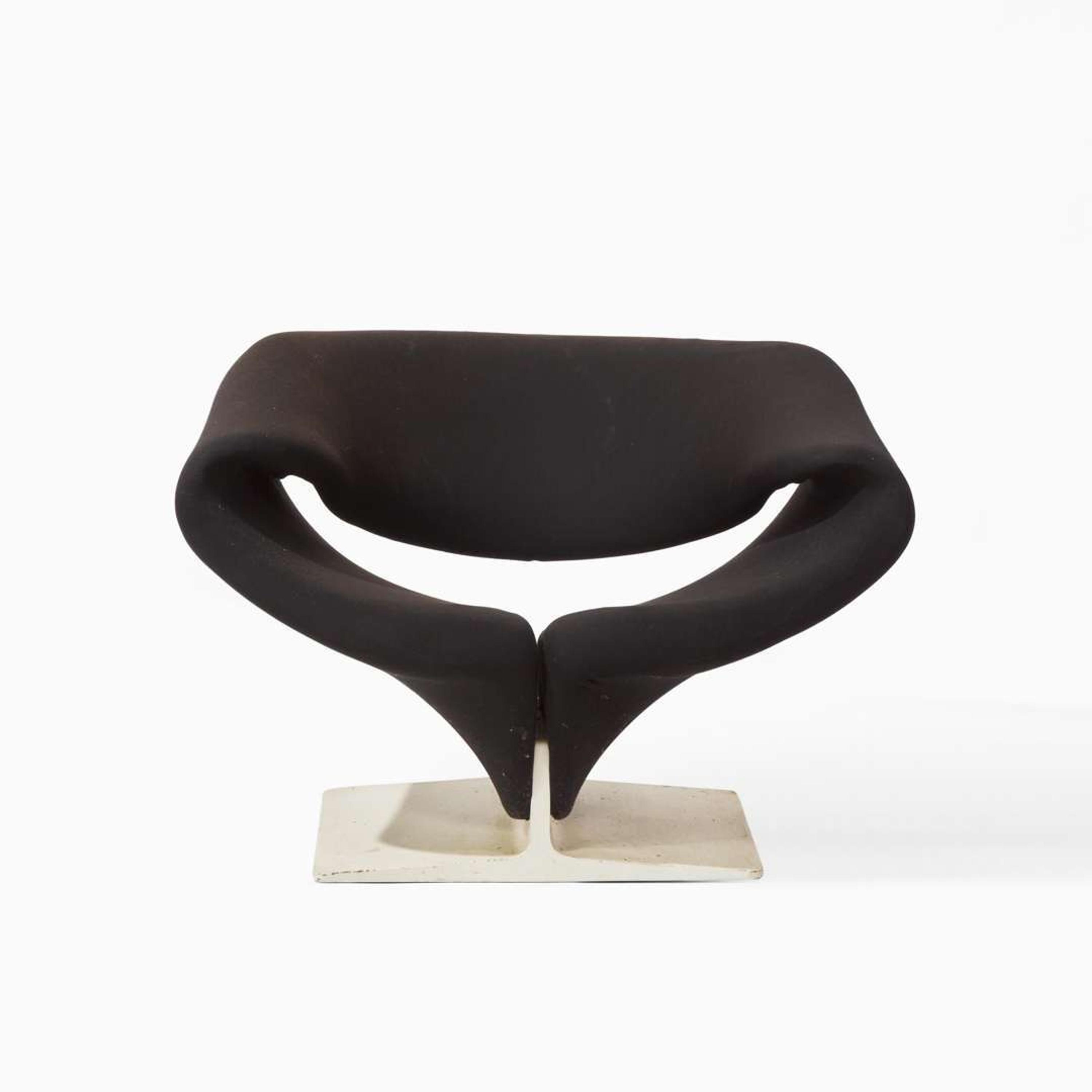 Pierre Paulin (French, 1927-2009) "Ribbon" Chair, Artifort, Netherlands, designed 1966, the present lot 1960s