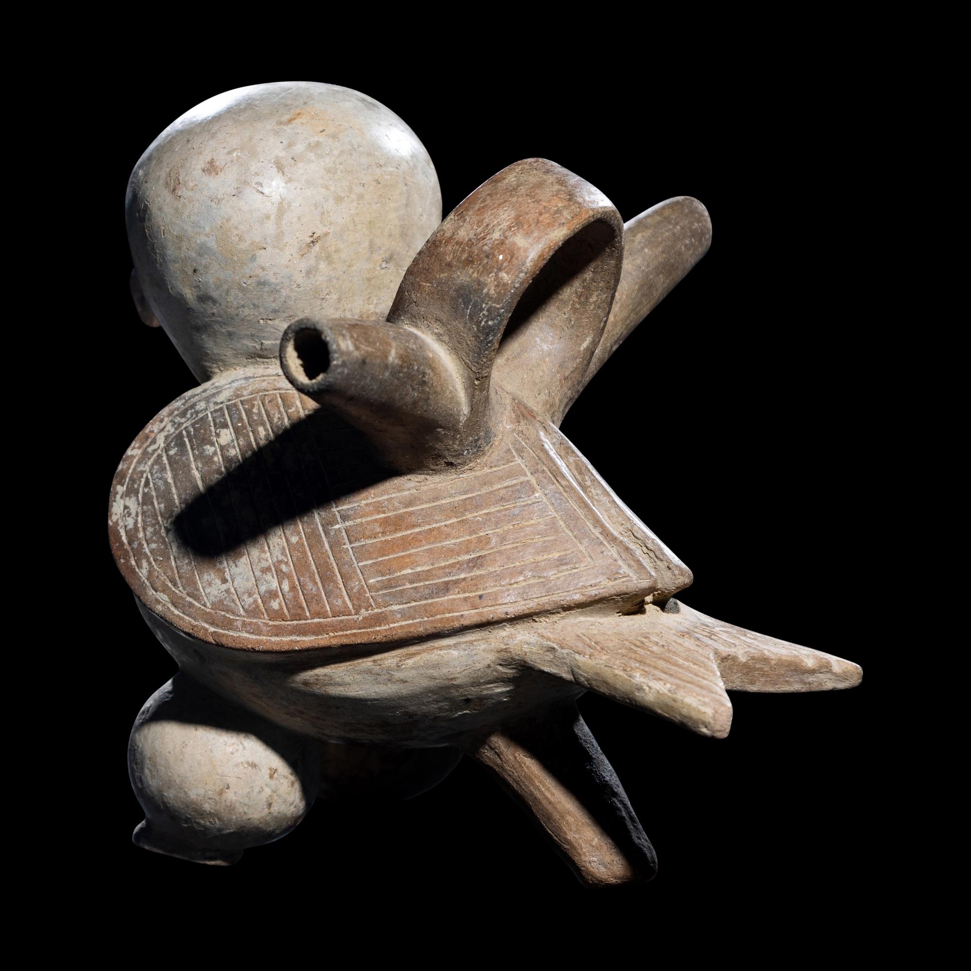 A Calima Bichrome Bird Effigy Vessel