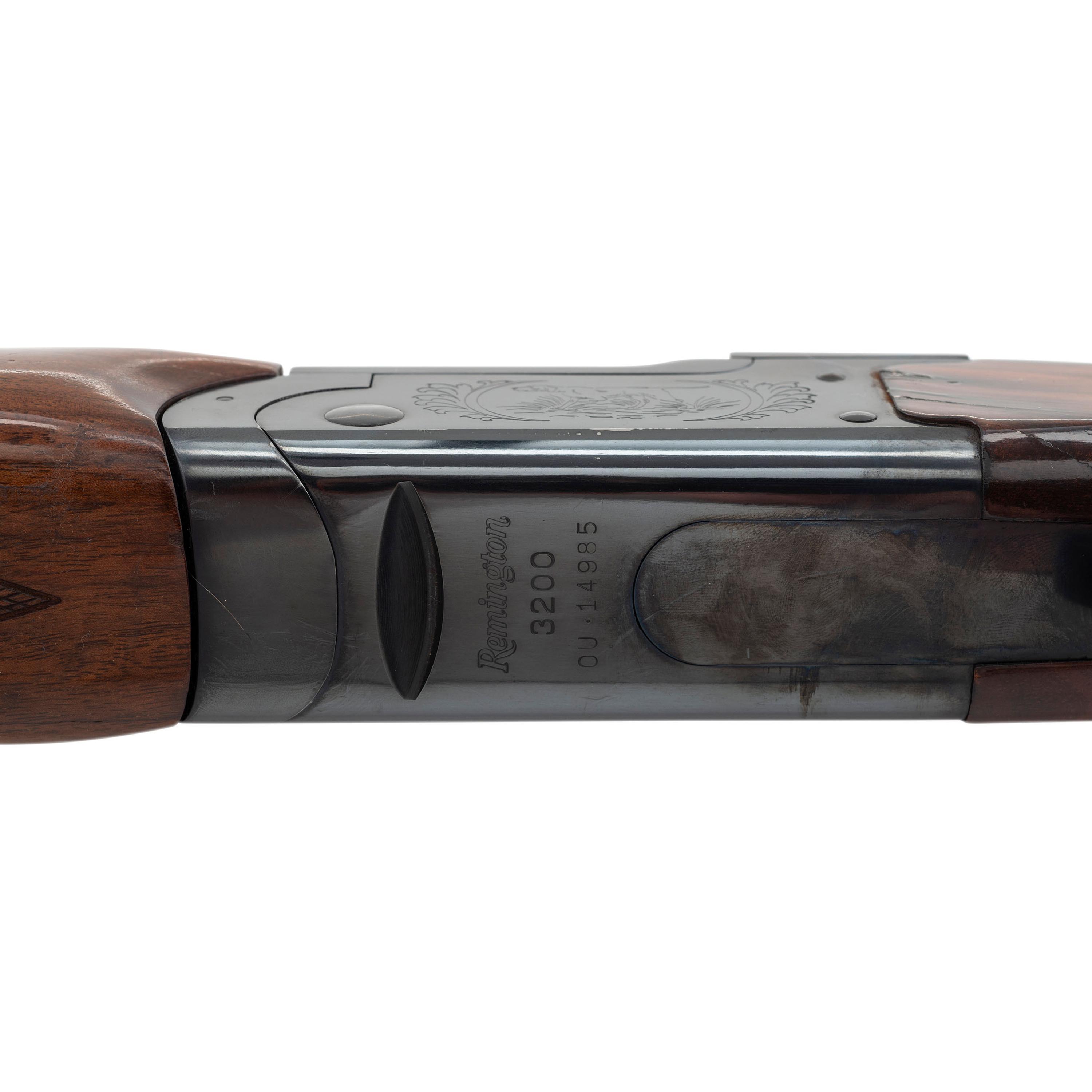 * Remington Model 3200 Special Trap O/U Shotgun