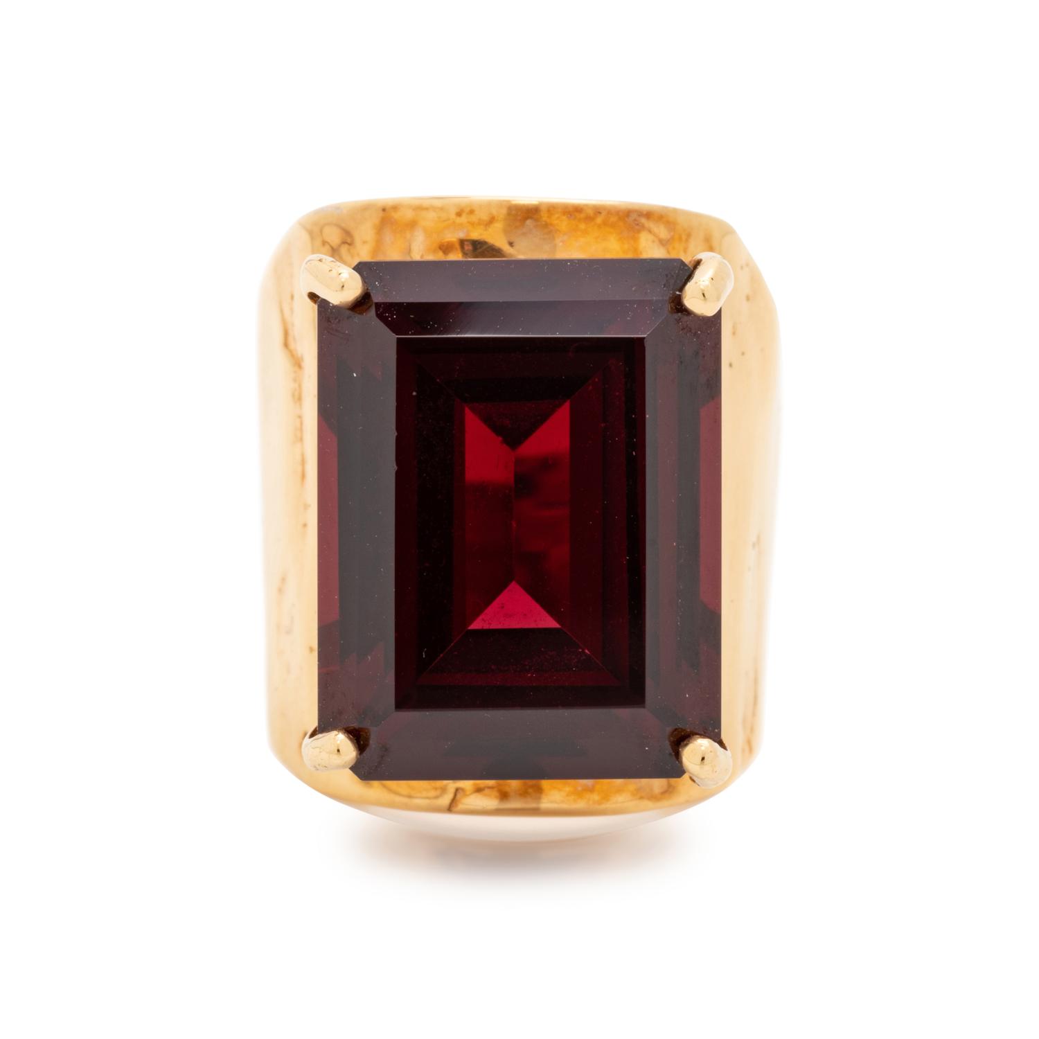 GARNET RING