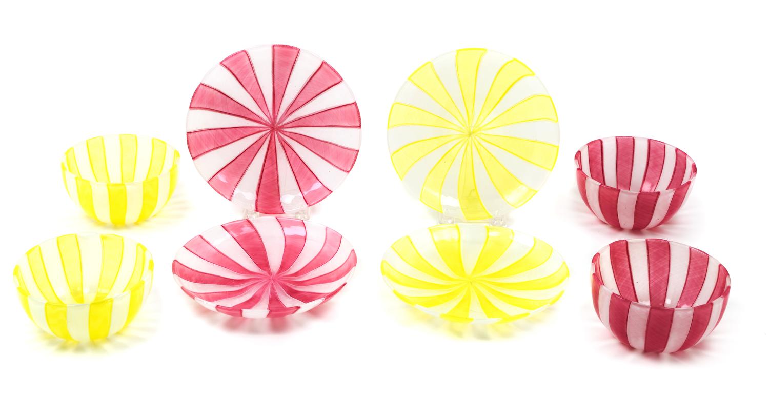 A Group of Eight Venini Dishes Diameter 6 1/2 inches. — 20TH CENTURY