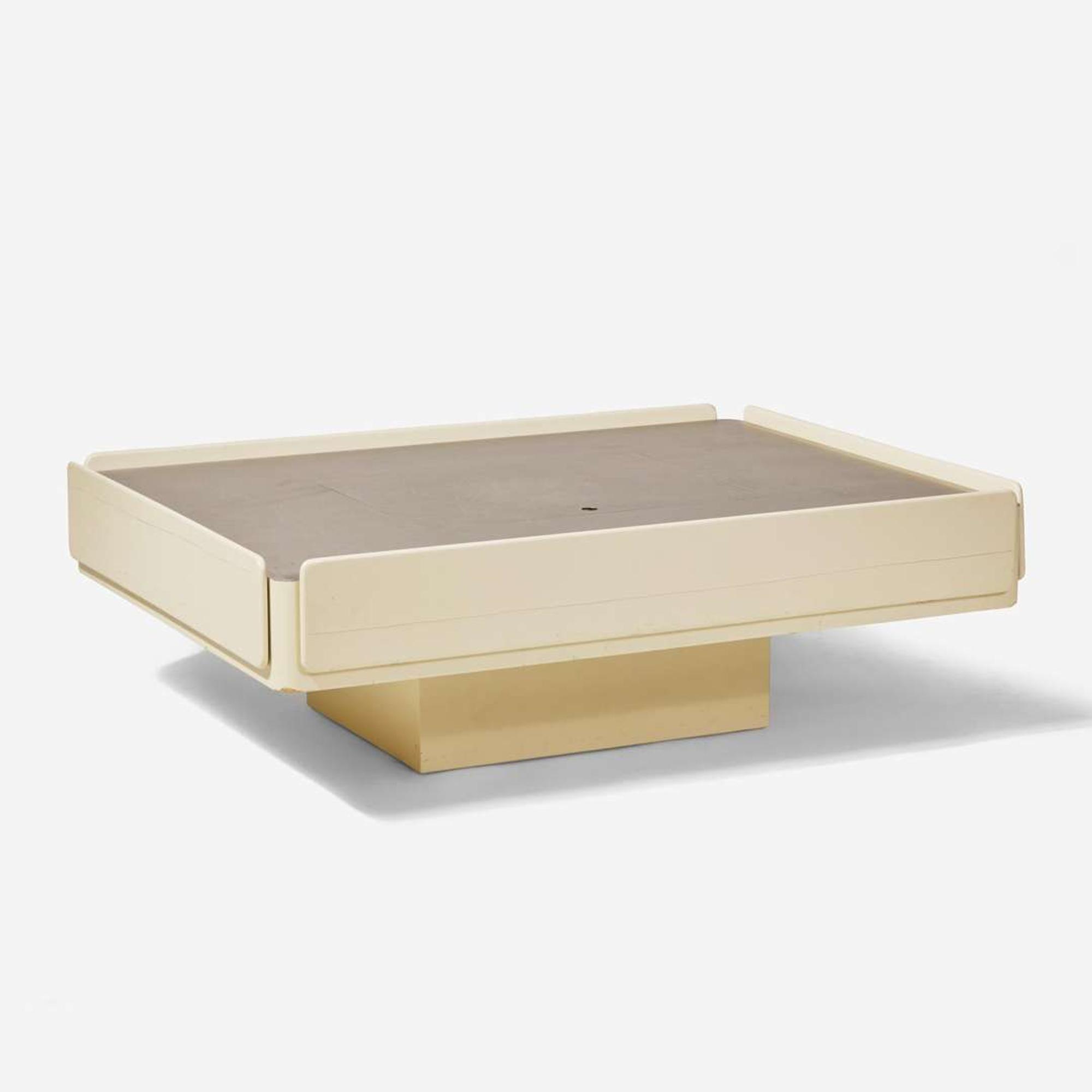 Vico Magistretti (Italian, 1920-2006) "Caori" Coffee Table, Gavina, Italy, 1962