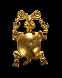 A Veraguas Gold Turtle Pendant