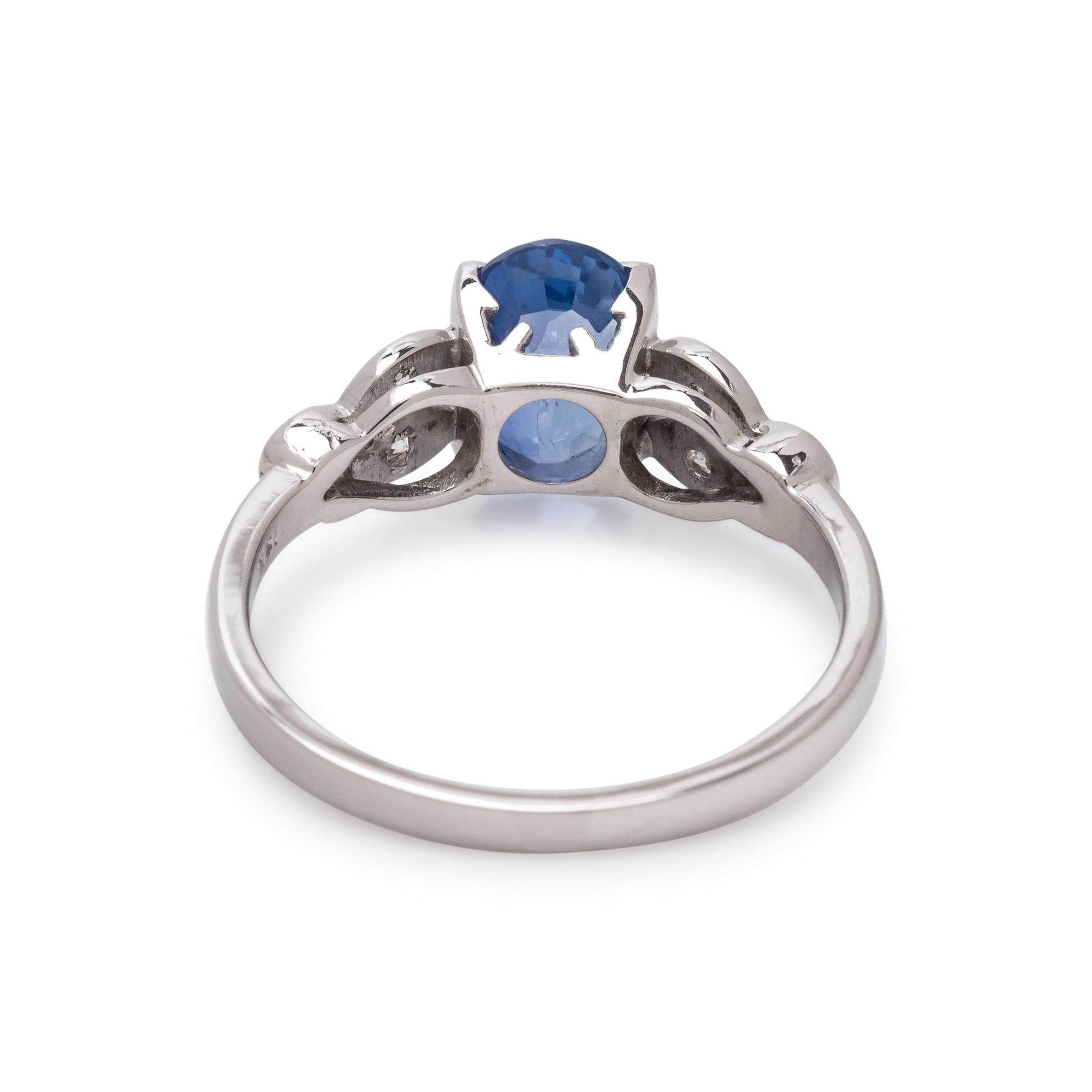 SAPPHIRE AND DIAMOND RING