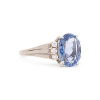 SAPPHIRE AND DIAMOND RING