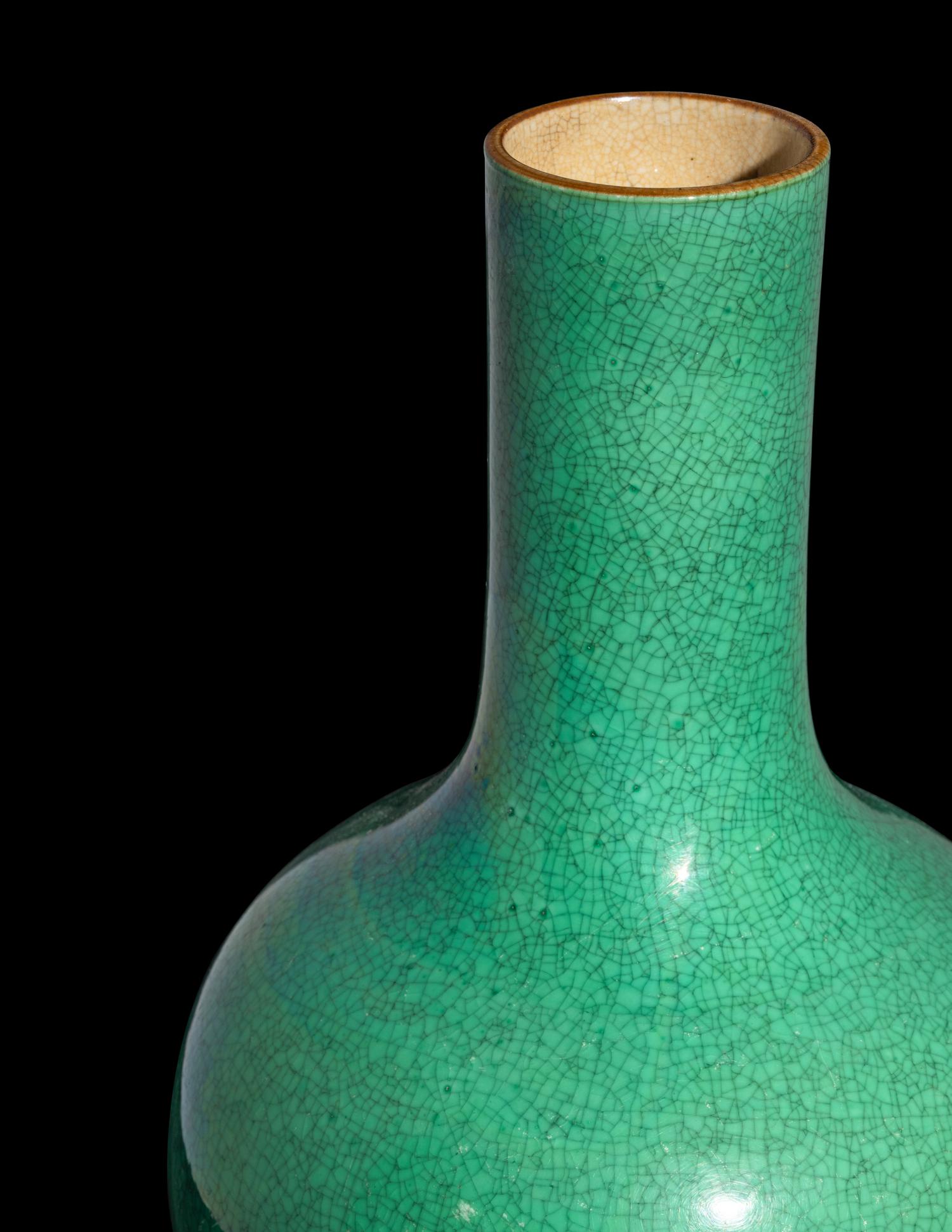 A Chinese Green and Crackle Glazed Porcelain Vase, Tianqiuping