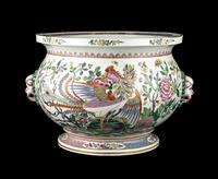 A Large Chinese Famille Rose Porcelain Jardiniere