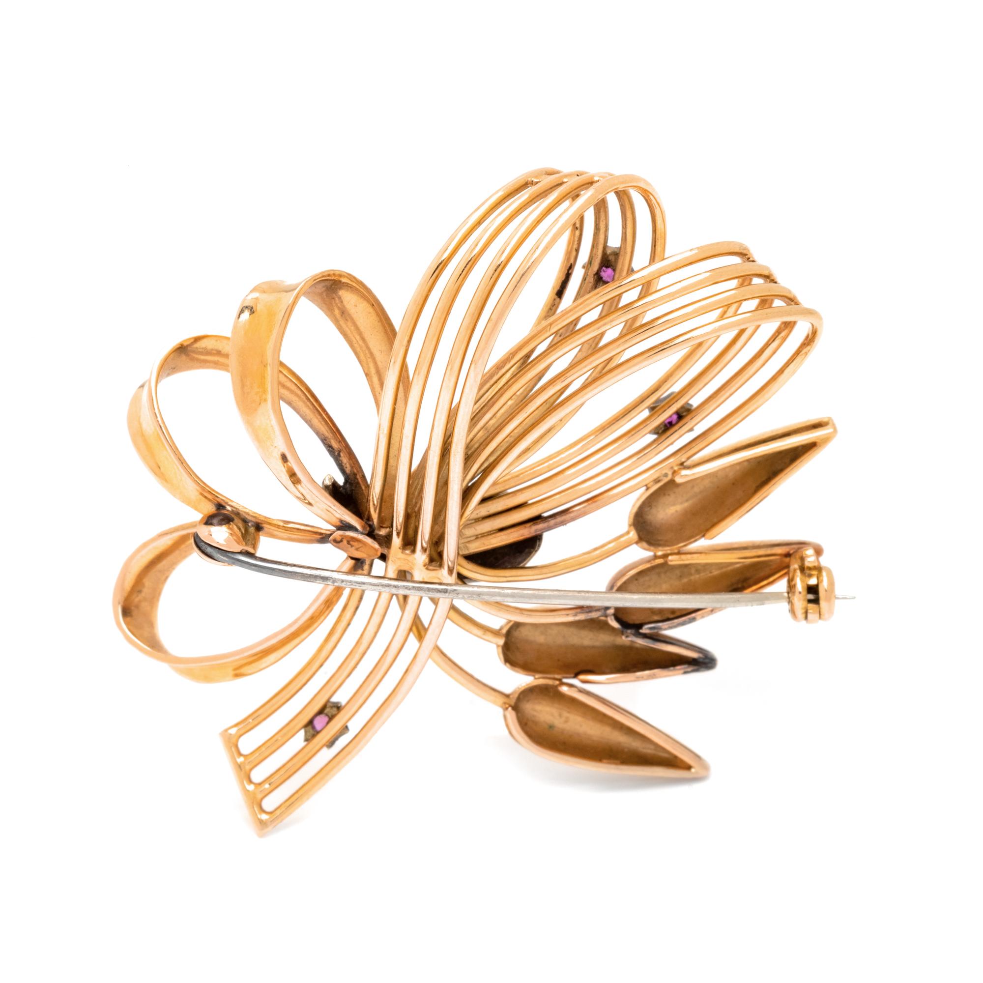RETRO, BICOLOR GOLD AND RUBY BROOCH
