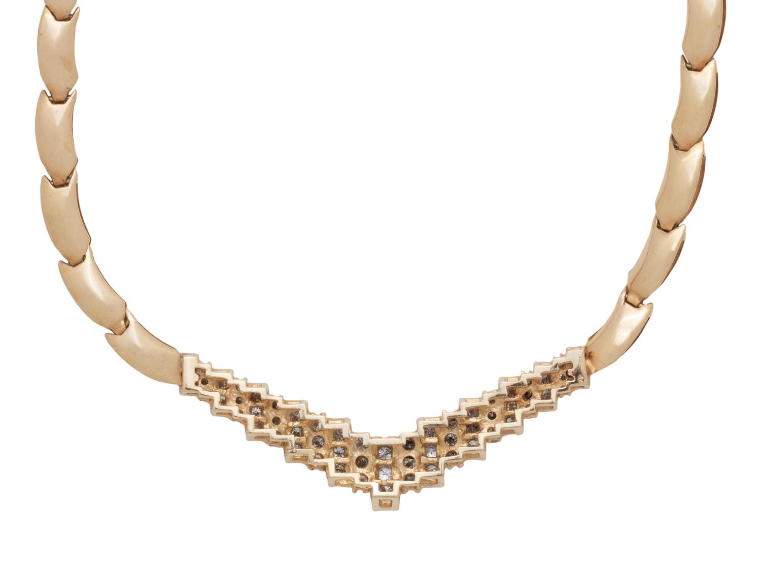 YELLOW GOLD AND DIAMOND NECKLACE