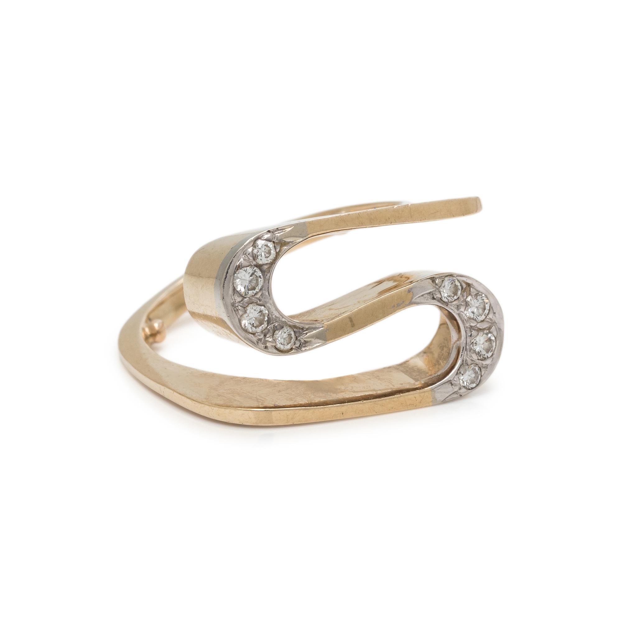 YELLOW GOLD AND DIAMOND RING