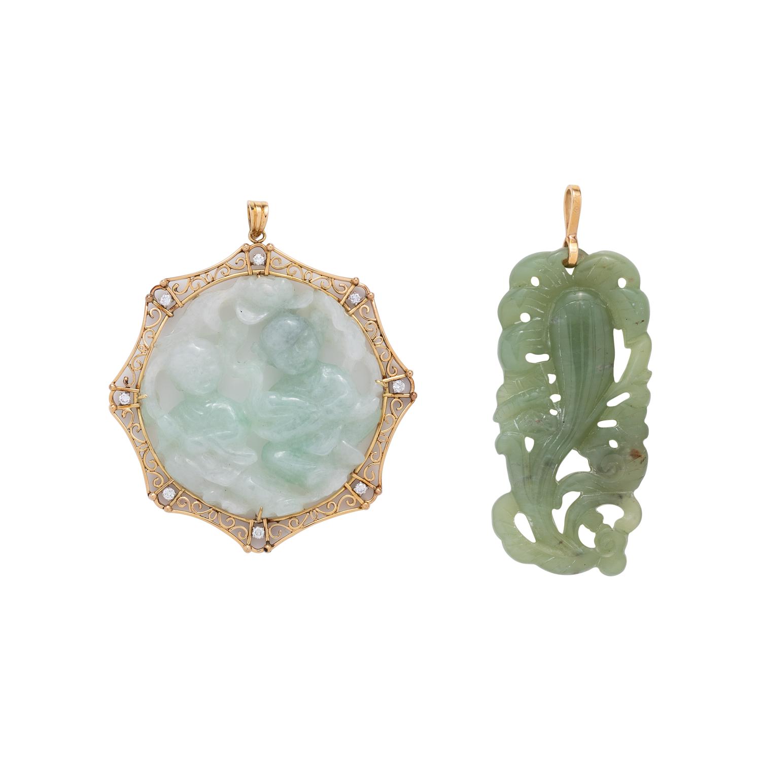 COLLECTION OF YELLOW GOLD AND JADE PENDANTS