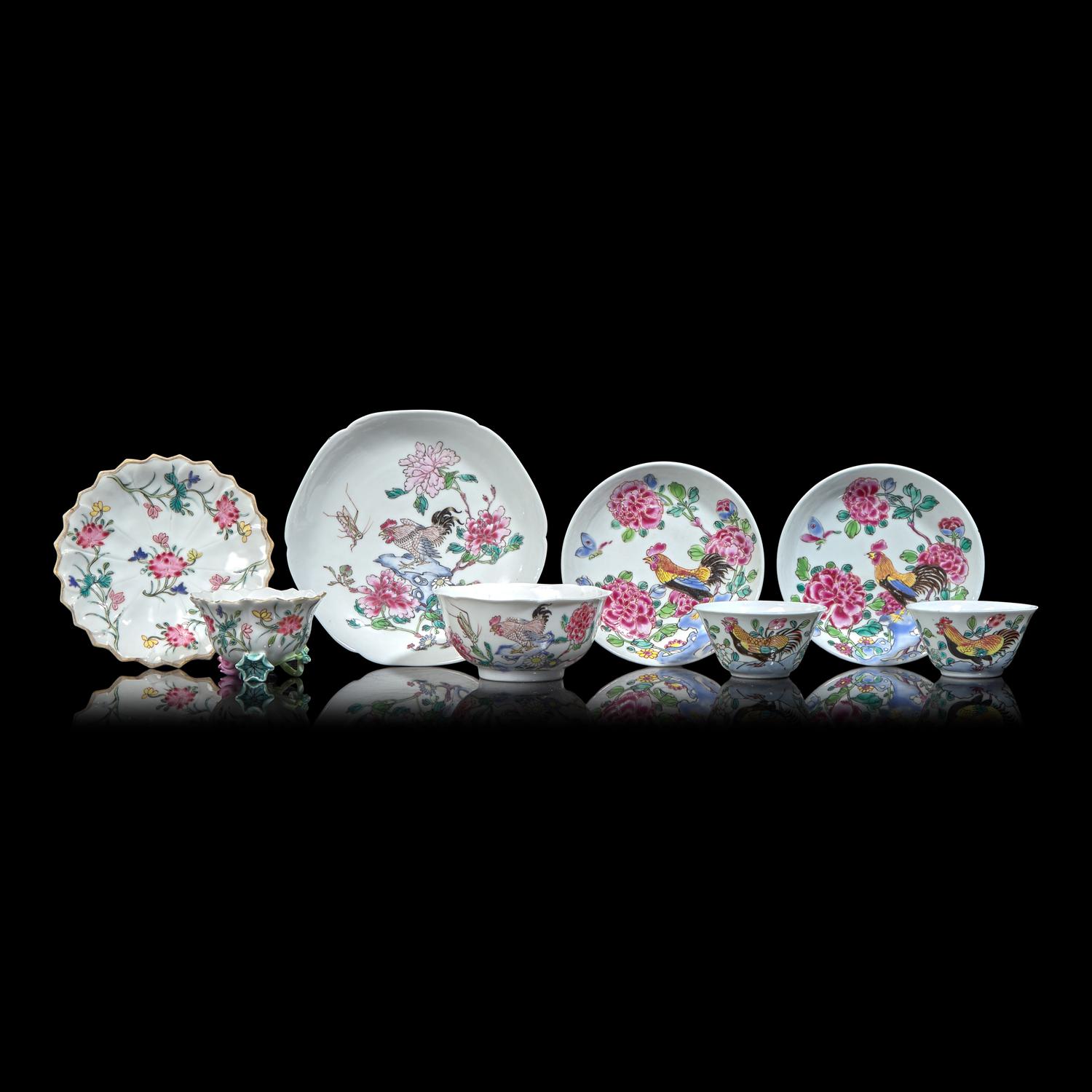 Eight Assorted Chinese Famille Rose Tea Bowls and Saucers, Qianlong Period 清乾隆 粉彩茶具一組八件
