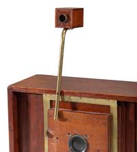 [EARLY PHOTOGRAPHY]. "New Gem" multiplying camera. Simon Wing & Co. Ca 1901.