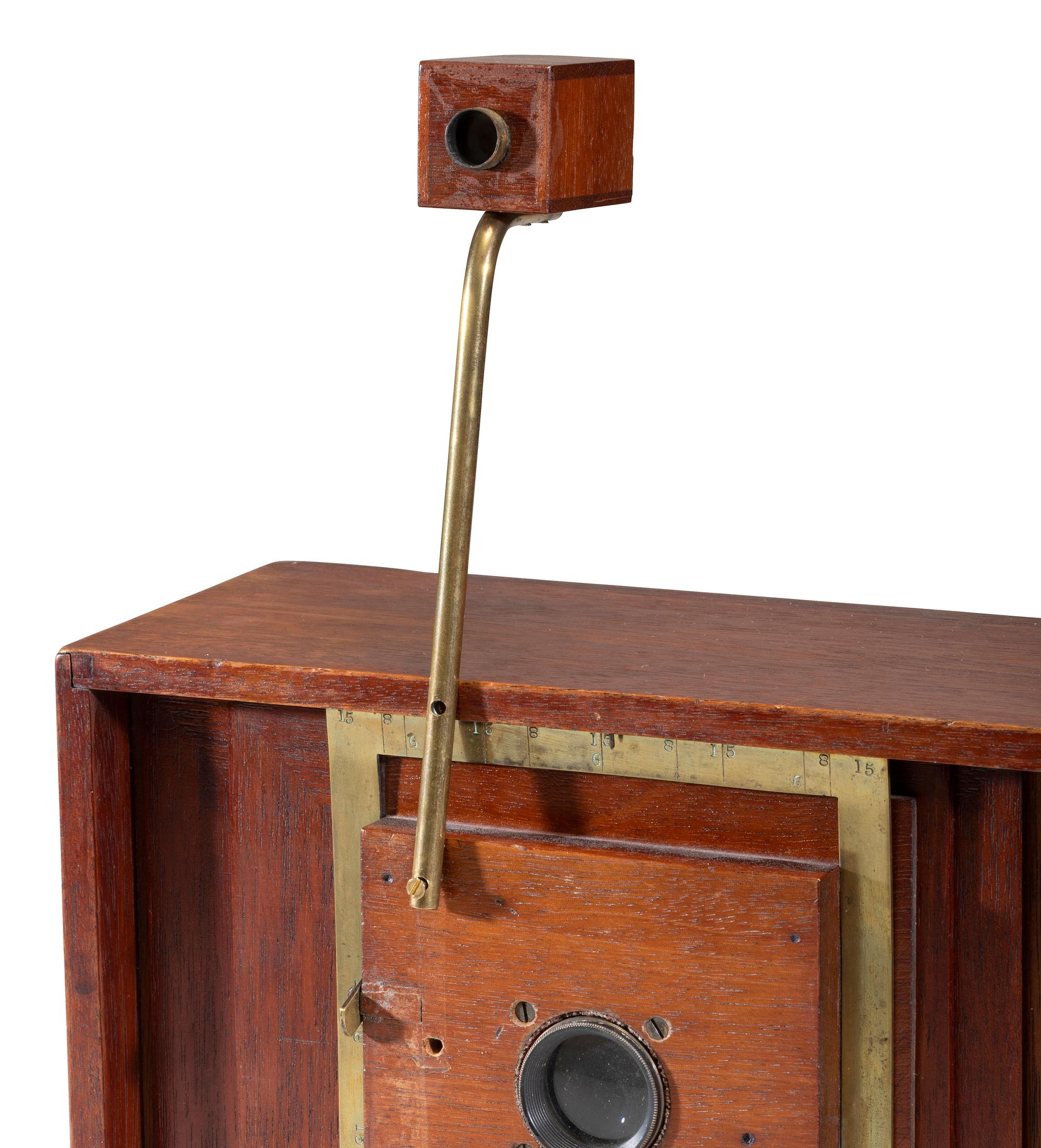 [EARLY PHOTOGRAPHY]. "New Gem" multiplying camera. Simon Wing & Co. Ca 1901.