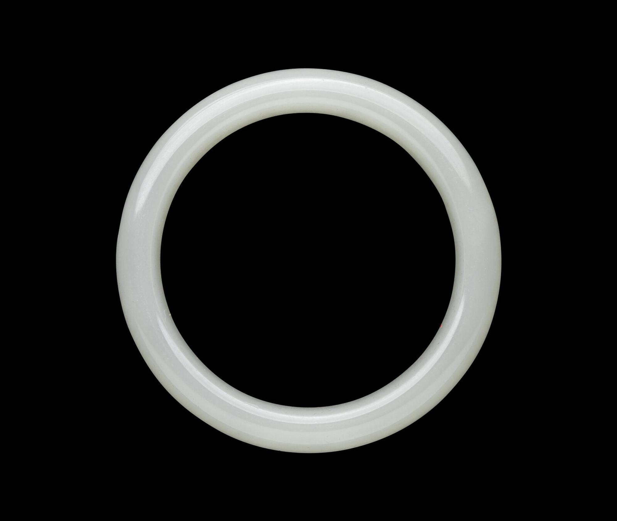 A Chinese White Jade Bangle
