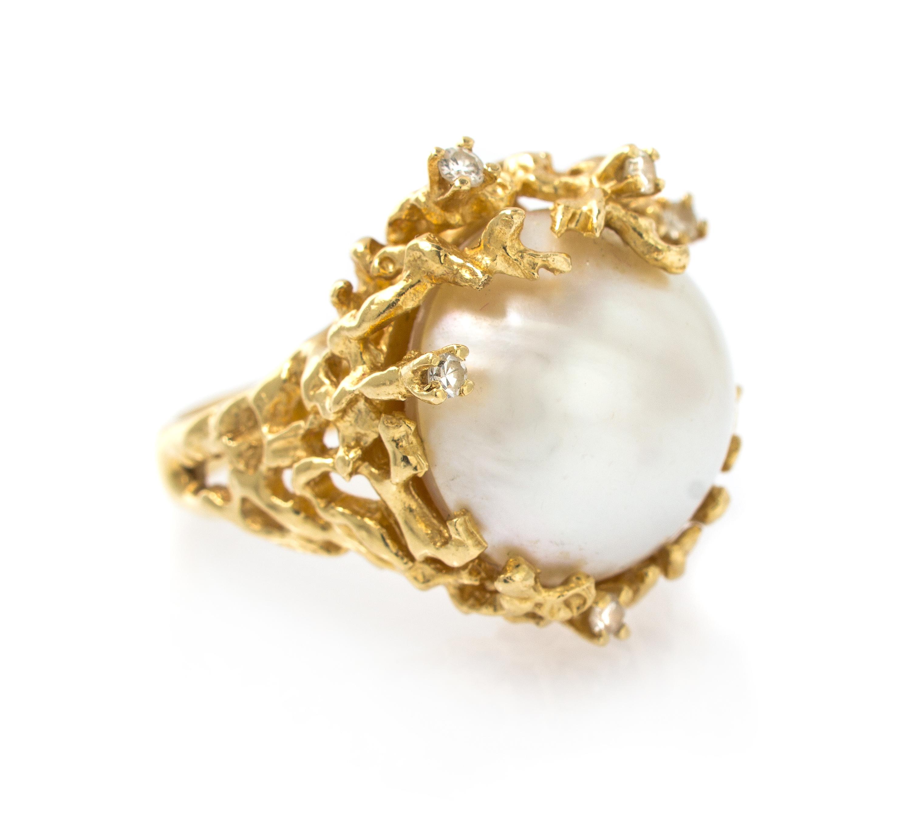 A 14 Karat Yellow Gold Mabe Pearl and Diamond Ring, 8.90 dwts.