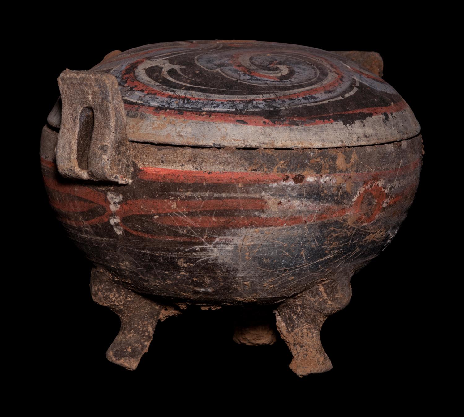 A Painted Pottery Tripod Vessel and Cover, Ding