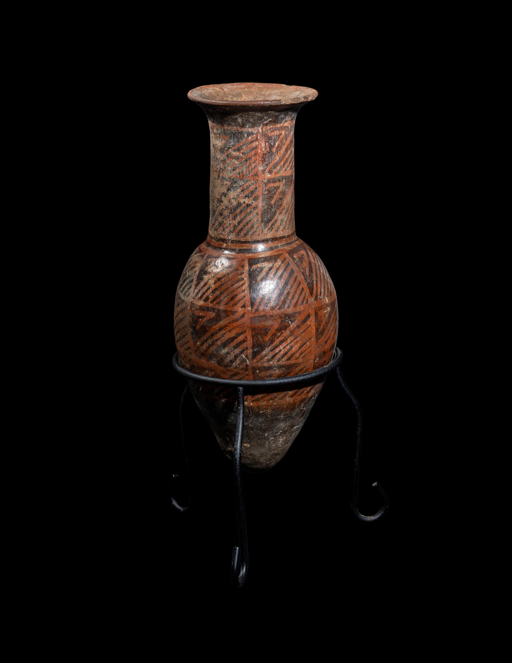 A Narino Polychrome Amphora