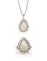 OPAL AND DIAMOND SET