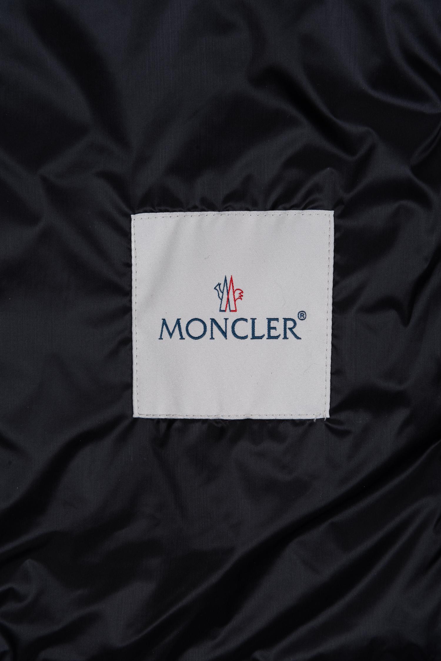 Moncler Sleeveless Puffer Trimmed with Mink
